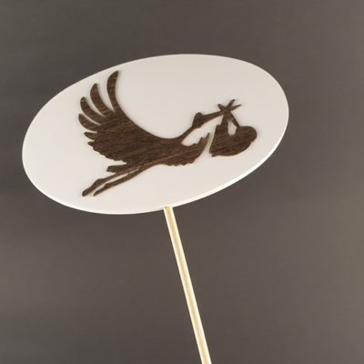 Tabliczka na piku z bocianem