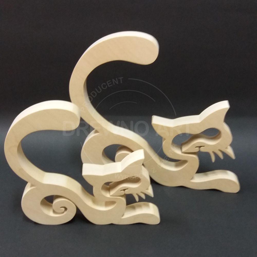 Koty z surowego litego drewna Koty z surowego litego drewna